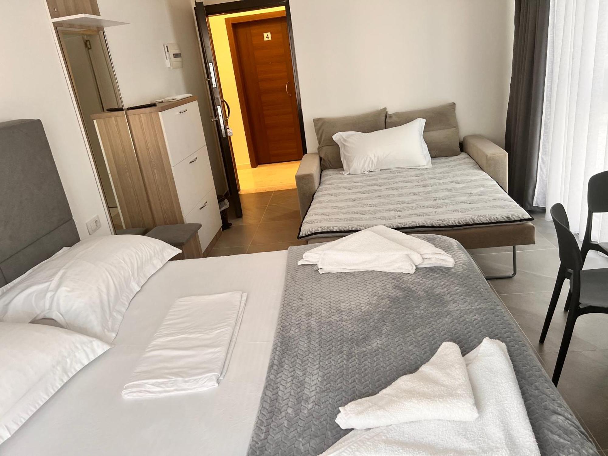 D&D Hotel Shëngjin Zewnętrze zdjęcie