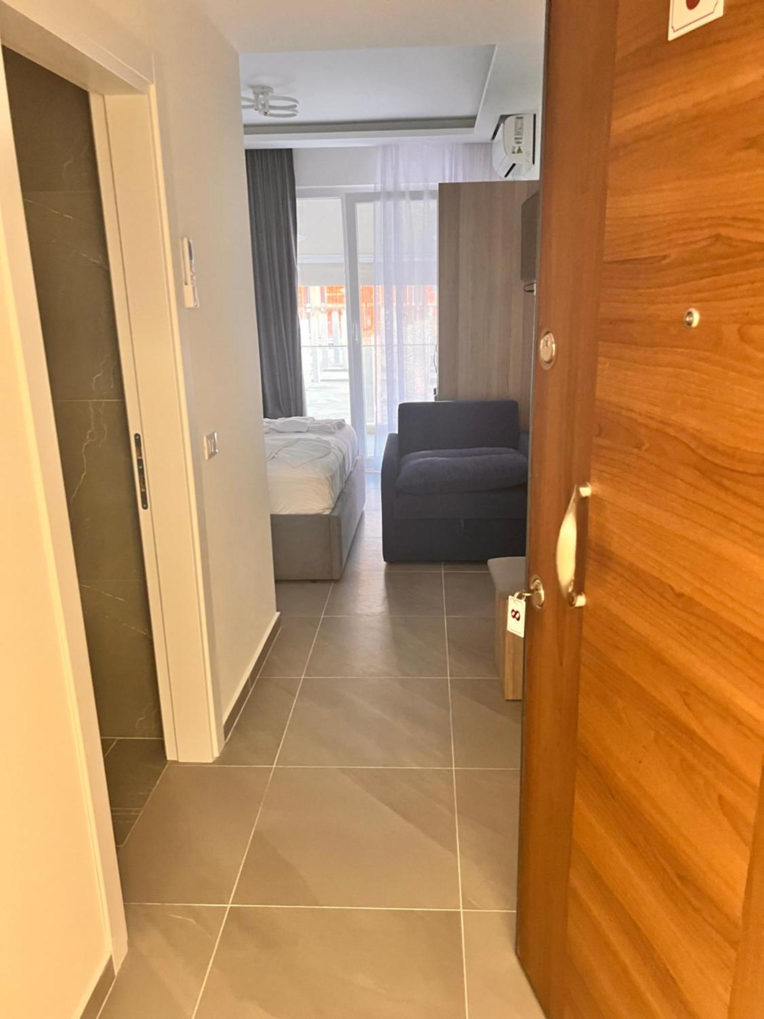 D&D Hotel Shëngjin Zewnętrze zdjęcie