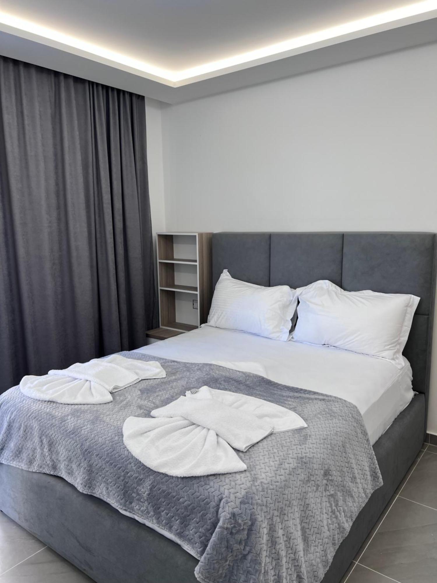 D&D Hotel Shëngjin Zewnętrze zdjęcie